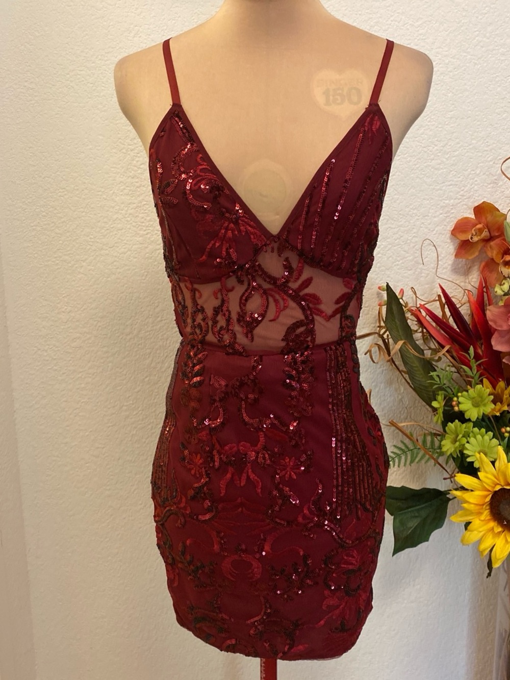 Elegant Size 0 Burgundy Sequin Mesh Bodycon Dress - Women